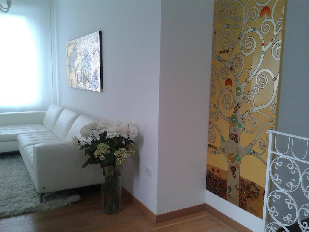Appartamento In Villa بيزارو الغرفة الصورة