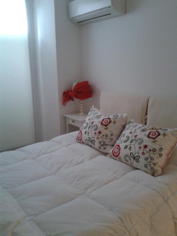 Appartamento In Villa بيزارو الغرفة الصورة